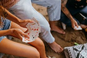 game hỗ trợ Debet